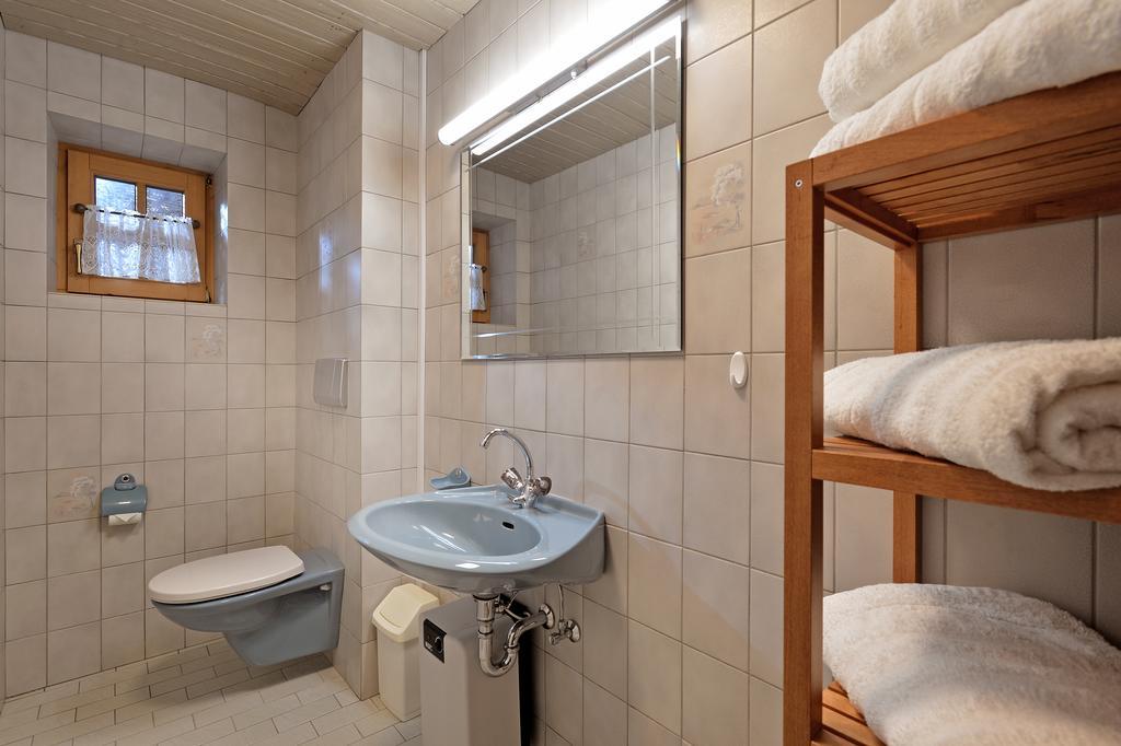דירות הארט אים זילרטל Haus Sonnenschein חדר תמונה