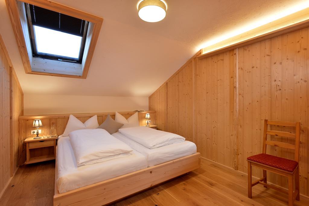 דירות הארט אים זילרטל Haus Sonnenschein חדר תמונה